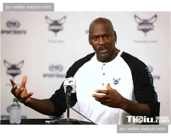 乔丹出售黄蜂队少数股权的交易正式完成,新老板背景披露 乔丹出售黄蜂队少数股权的交易正式完成,新老板背景披露