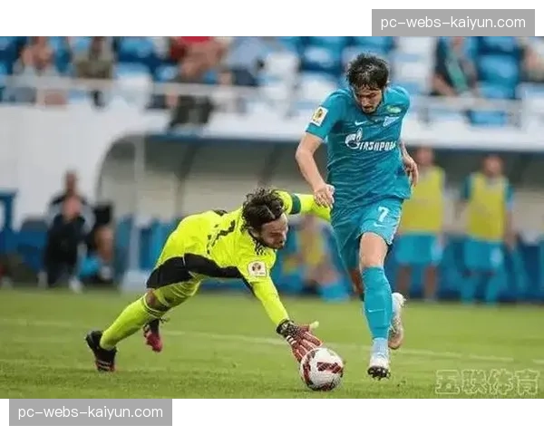 欧塞尔2-1逆转战胜昂热，取得关键保级三分