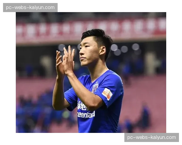 朱辰杰头球梅开二度，上海申花2-2绝平重庆铜梁龙避免联赛三连败